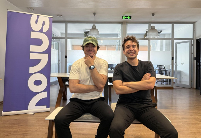 Egeli üç genç yapay zekayla dünyaya açıldı