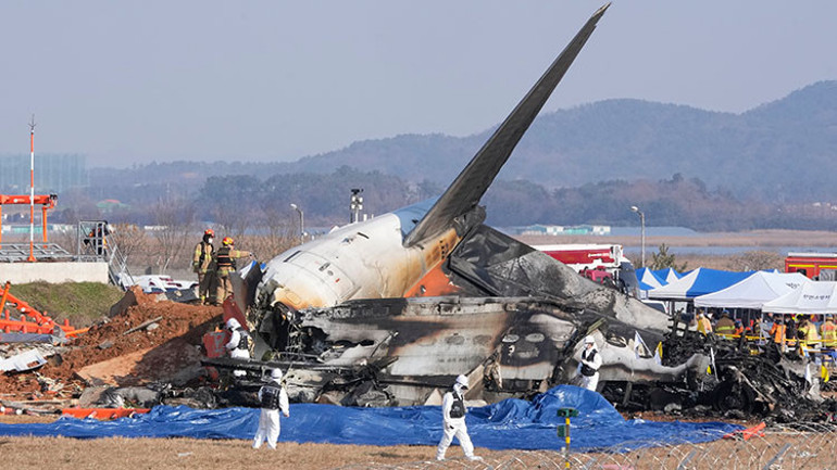 Yeni detaylar ortaya çıkıyor: 3 dakikada gelen felaket... Güney Koredeki faciada yolcudan son mesaj