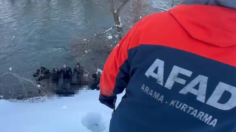 Kayıp olarak aranıyordu Sabit öğretmenden acı haber