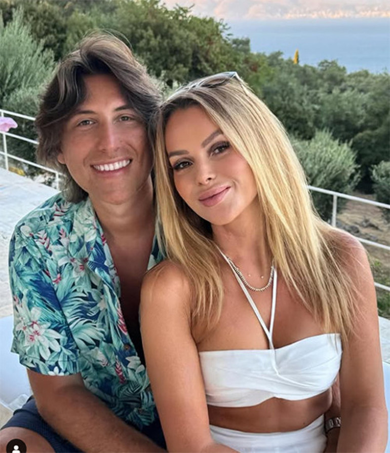 Ünlü sunucunun mutlu günü... Kızını böyle gördükçe yüzünde güller açtı