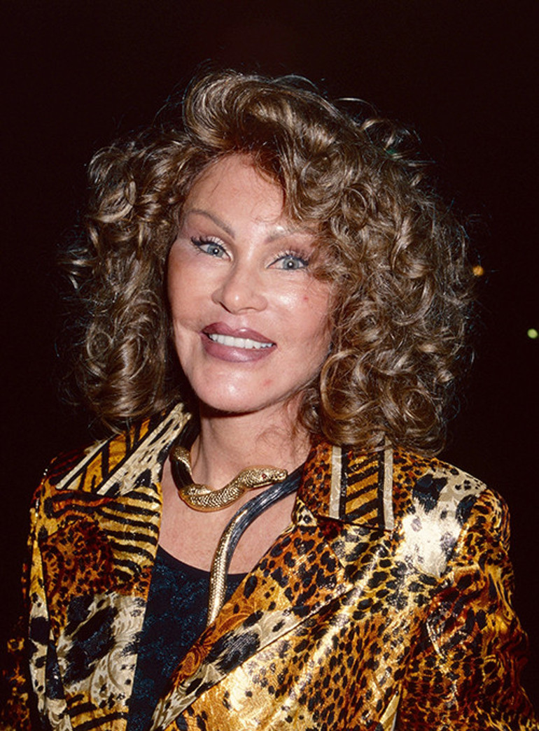 Kedi Kadın hayata veda etti... Magazin dünyasının en renkli simasıydı