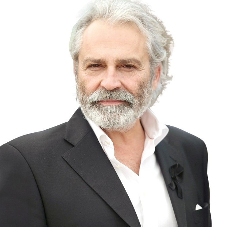 Angelina Jolieden Haluk Bilginere övgü... Onunla çalışmayı  çok sevdim