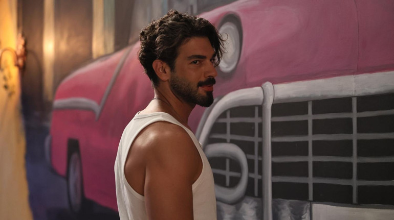 Hadise ve Seda Bakan’ın başrolünü üstlendiği “Esas Oğlan” tüm bölümleriyle GAİN’de