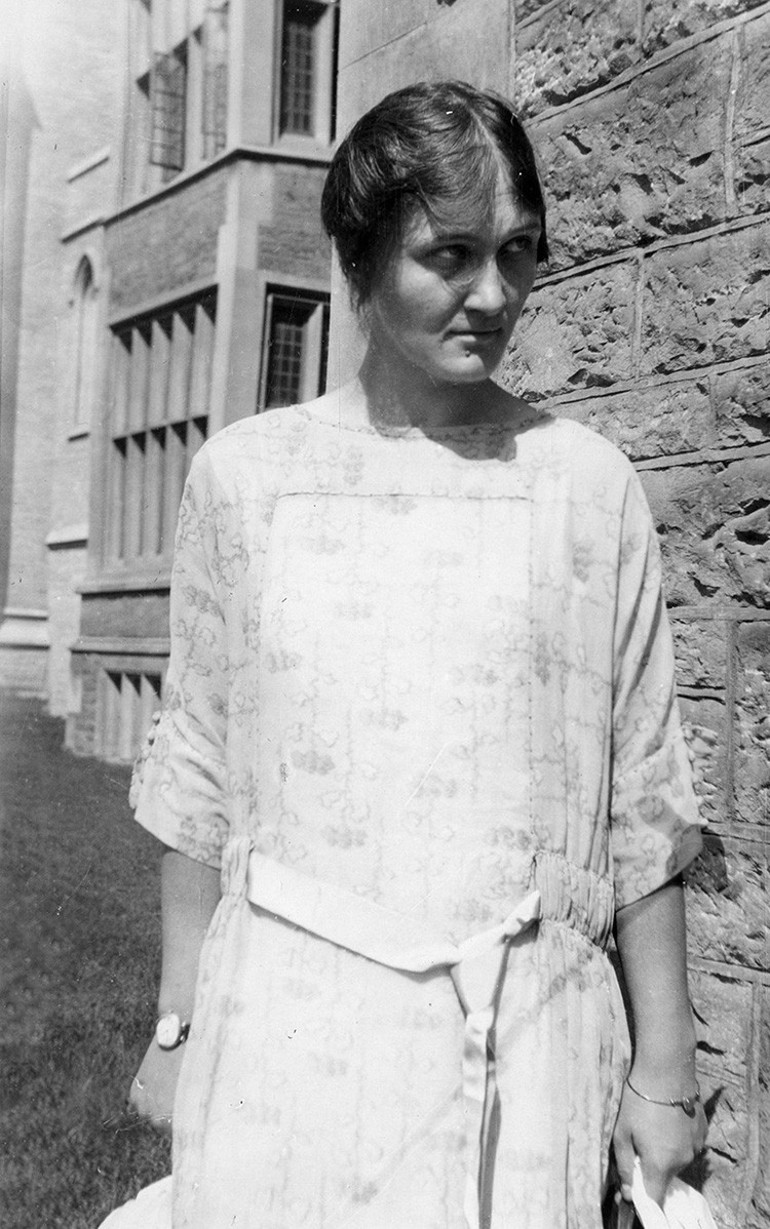 Birçoğumuz adını bile bilmiyoruz ama bundan tam bir asır önce insanlığın evrene bakışını değiştirdi Parçaları birleştirdi, tarihe geçti... Yıldızlar her şeydir