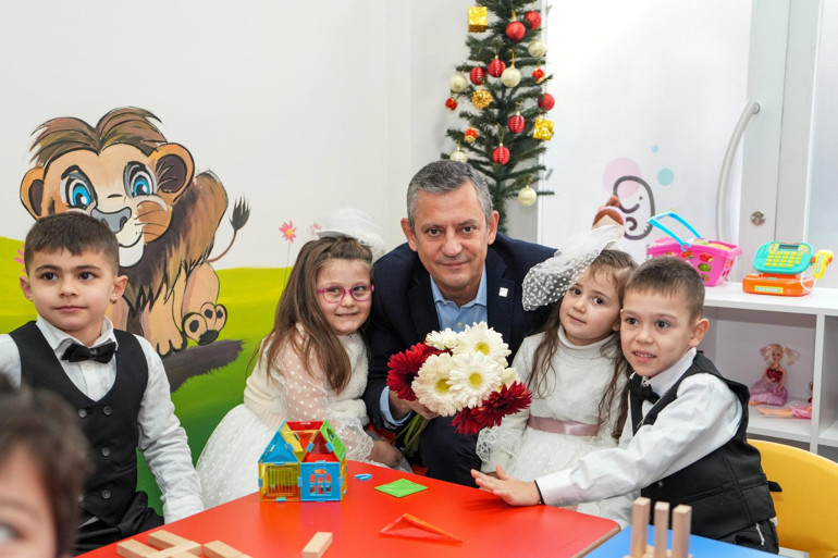 Özgür Özel: Süreç Meclis odaklı ve şeffaf yürütülmeli