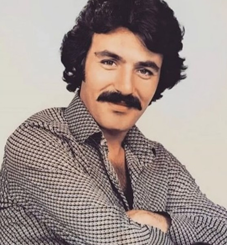 Ferdi Tayfurun vefatı sanat dünyasını yasa boğdu: Yaktı beni...