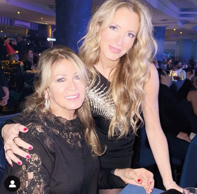 Cemiyetin renkli yılbaşı kutlaması