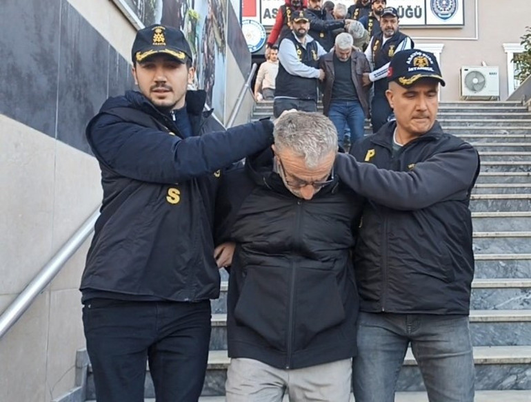Televizyon programında aranıyordu 20 yıllık sır perdesi aralandı: Kardeşi cinayeti itiraf etti... 5 kişi gözaltına alındı