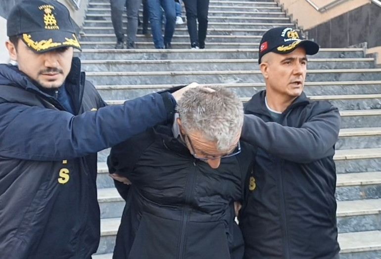 Televizyon programında aranıyordu 20 yıllık sır perdesi aralandı: Kardeşi cinayeti itiraf etti... 5 kişi gözaltına alındı