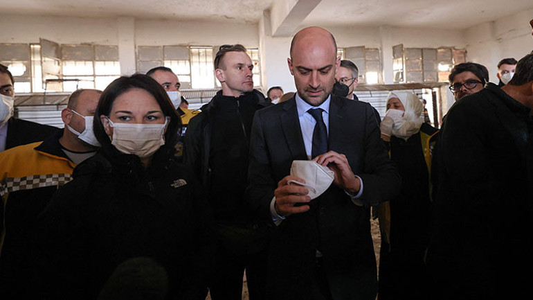 Son dakika... Avrupalı bakanlar Şamda: Almanya ve Fransadan kritik ziyaret... Sednaya hapishanesini gezdiler