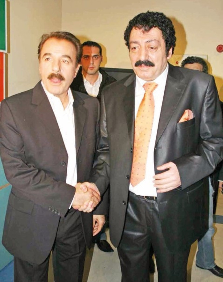 Ferdi Baba’ya veda bugün... Eski eşi Necla Nazır evinde taziyeleri kabul etti