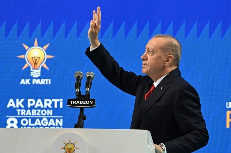 Cumhurbaşkanı Erdoğan: Terör örgütü için yolun sonu görünüyor