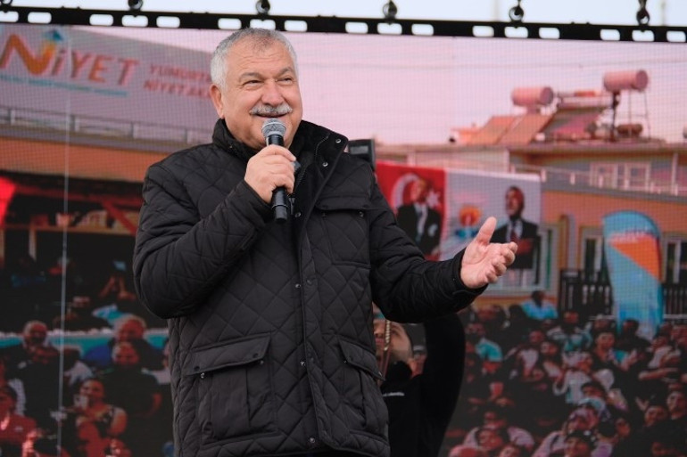 Adana 15. Uluslararası Kurtuluş Yarı Maratonu ve Halk Koşusu rekor katılımla gerçekleştirildi