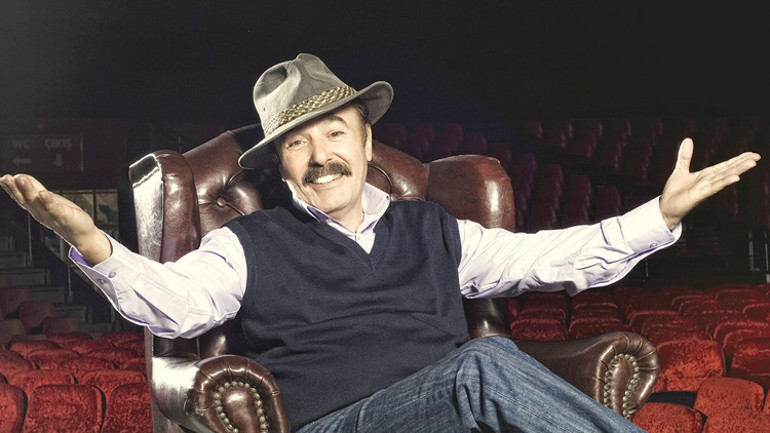 Arabeskin kralına son veda… Ferdi Tayfur nasıl bu kadar sevildi