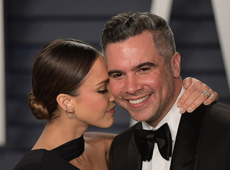 Boşanırsanız yazık olur bu aileye... Ünlü çiftin evliliği sallantıda