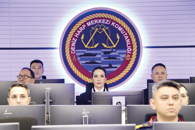 Donanmanın gövde gösterisi... Mavi Vatan 2025