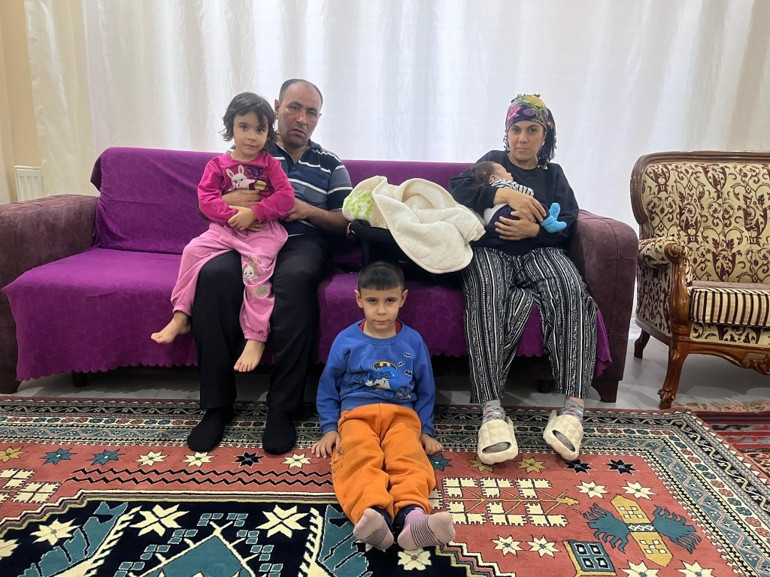 Antalyada yeni doğan bebeğine Ferdi Tayfur ismini koydu