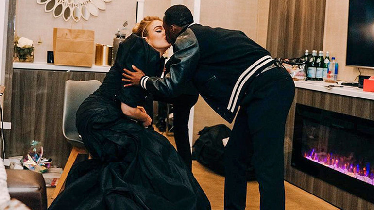 Sahneye gözyaşlarıyla veda etmişti… Hesaplar ortaya çıktı: Tek günde kazandığı para dudak uçuklattı