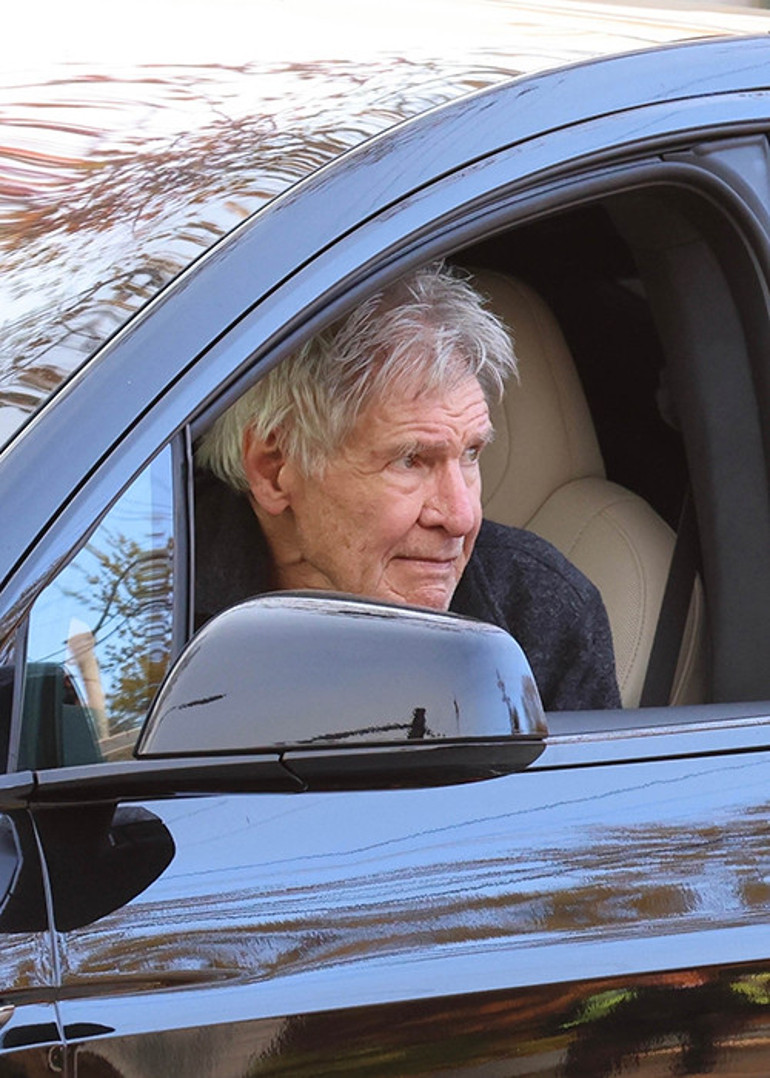 Hollywood kabusu Los Angeles küle döndü… Yıldız isimler yanan evlerini çaresizce izlediler