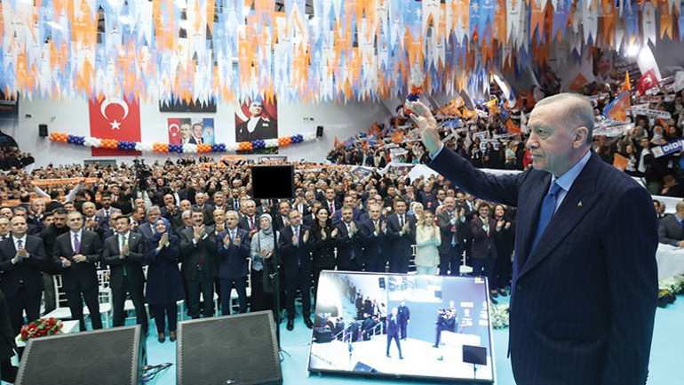 Cumhurbaşkanı Erdoğandan terörle mücadeleye ilişkin önemli mesajlar: Ya silah bırakacaklar ya da tasfiye olacaklar