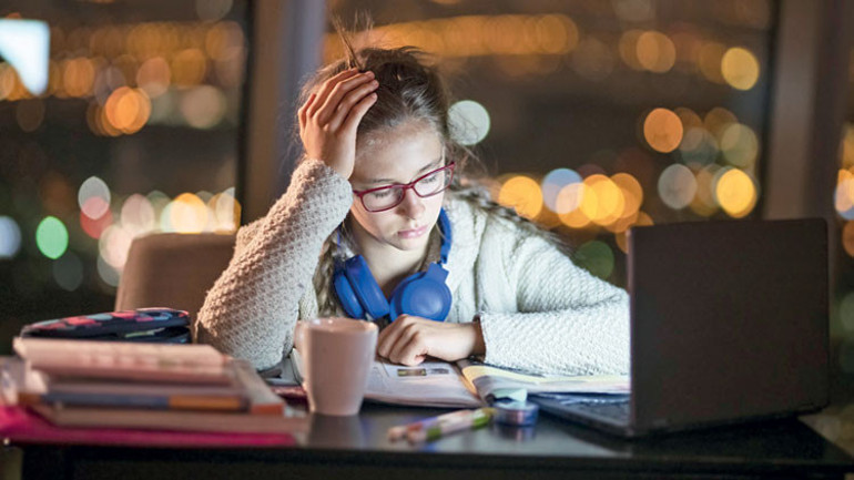 Dekandan öğrencilere altın tavsiyeler... 10 adımda nasıl ders çalışılır