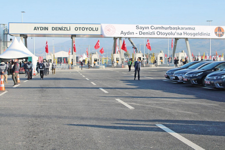 Dünyada kartlar yeniden karılırken ağır bir mesuliyetle karşı karşıyayız