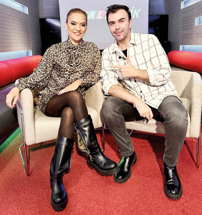 Duygu Sarışından aşk sorularına yanıt: Mutluyuz