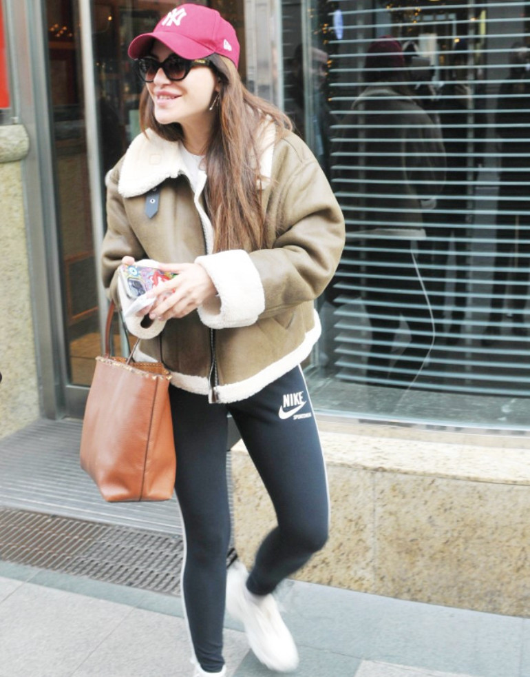 Duygu Sarışından aşk sorularına yanıt: Mutluyuz