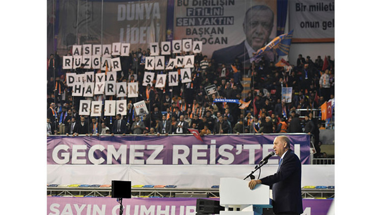Cumhurbaşkanı Erdoğandan Şanlıurfada önemli mesajlar: Terör örgütleri eliyle bölgemizi sömürenlerin devri sona ermiştir