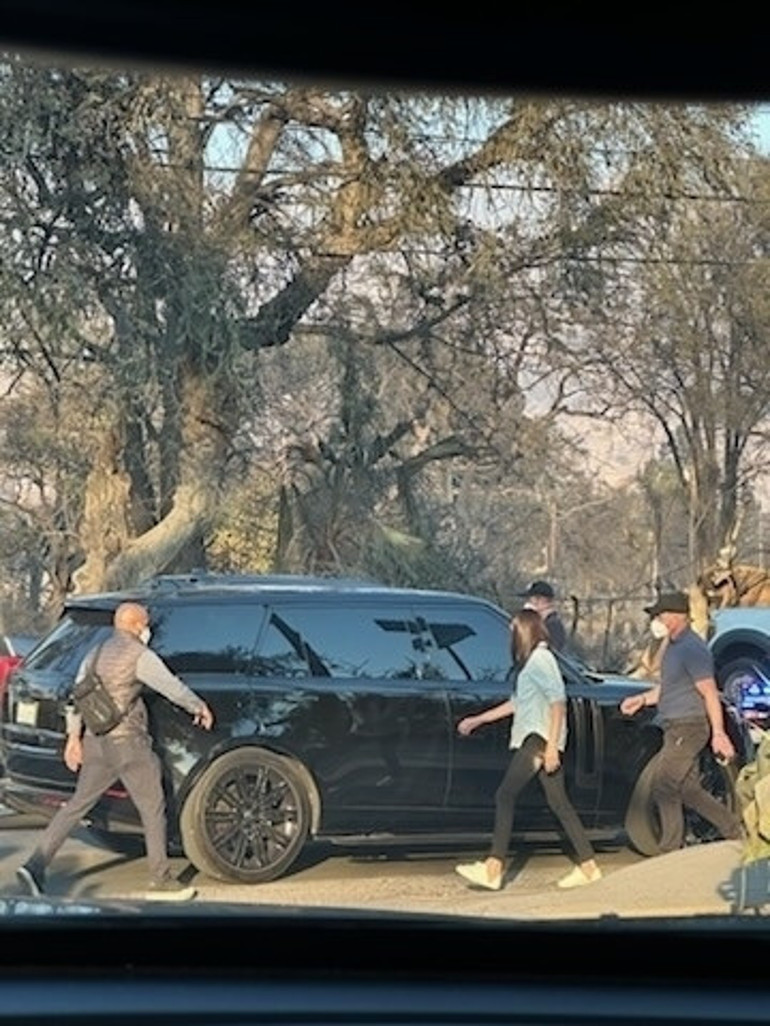 Herkes can derdinde onlar ün peşinde… Yine kimseye yaranamadılar: Felaket turistleri