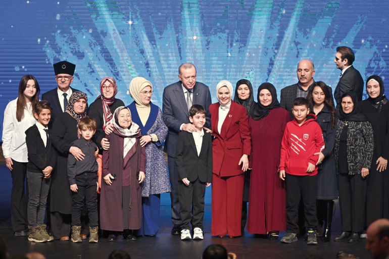 Evliliğe 150 bin lira 3 çocuğa ayda 5 bin lira