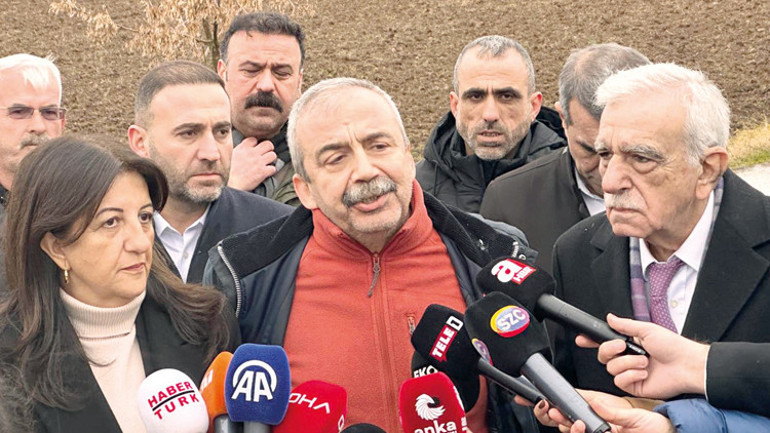 Sırrı Süreyya Önder’in hakkını teslim edelim