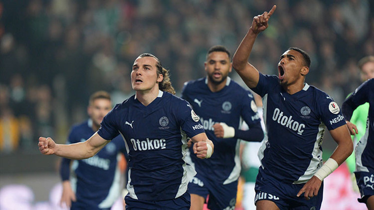 Konyaspor galibiyeti sonrası dikkat çeken sözler: Fenerbahçenin miladı 27 Aralık 2024 Sorumluluk alıp yıldızlaştı