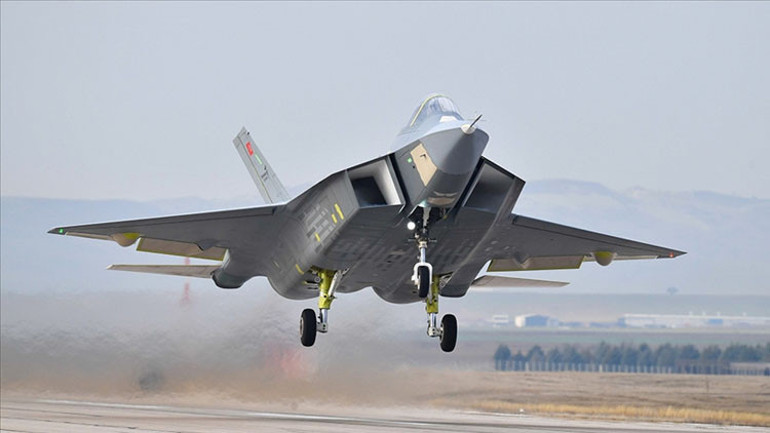 Yunanistan yerli ve milli savunma sanayisini mercek altına aldı: Avrupalılar peşinde