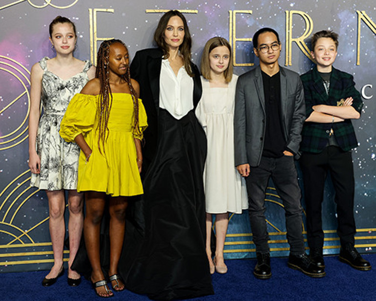 Annesi çok güzel, babası çok yakışıklı... O da büyüyünce çok canlar yakacak