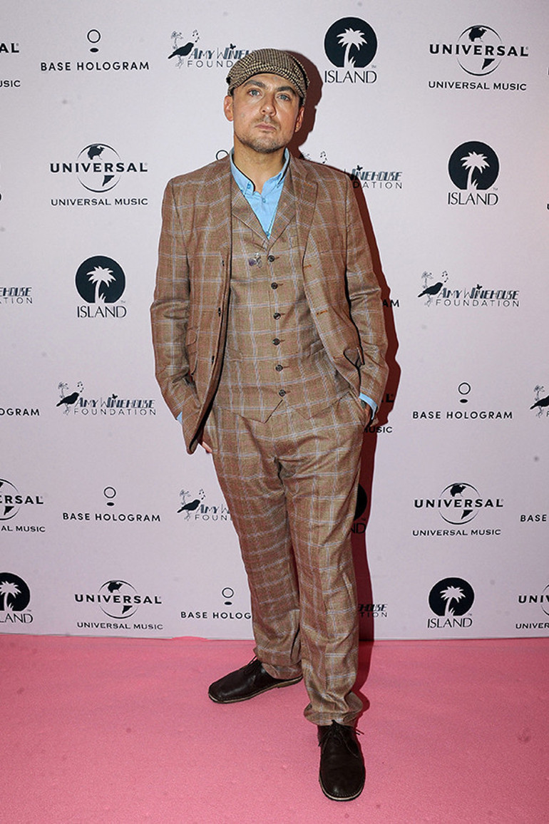 Ünlü oyuncu 46 yaşında hayatını kaybetti