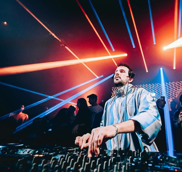 Gündüz sergiye, atölyeye; akşam konsere, tiyatroya…