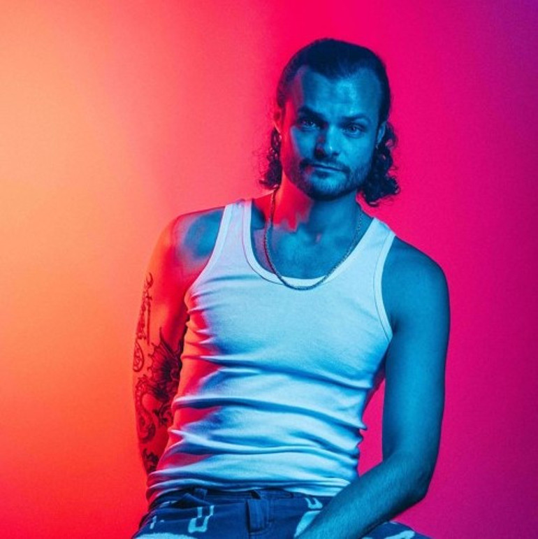 Gündüz sergiye, atölyeye; akşam konsere, tiyatroya…