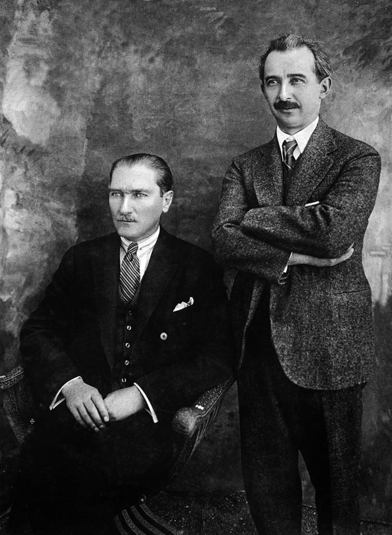 MİT’in 90 yıllık ‘casus’ belgesi... Times muhabiri takip altında