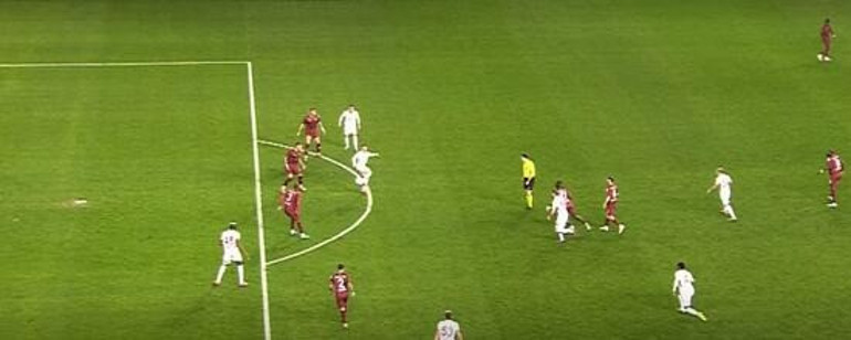 Hatayspor - Galatasaray maçına damga vuran pozisyon Yüzde yüz penaltı Yabancı VAR ciddi hata yaptı