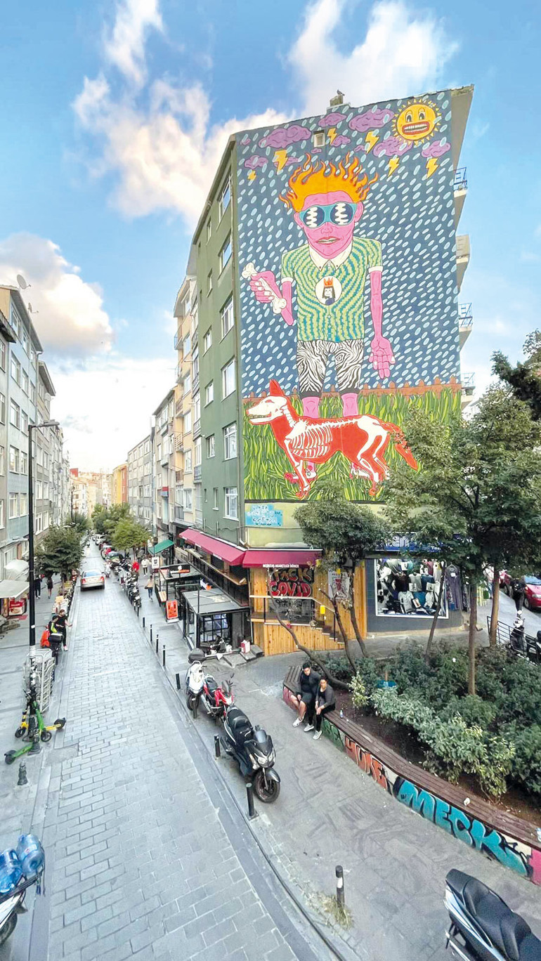 Sokak sanatını galeri estetiğiyle buluşturuyor