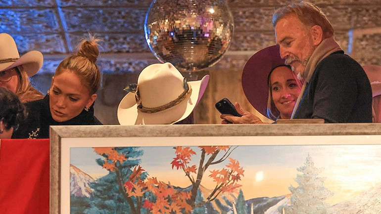 Adı nice güzelle yan yana yazıldı ama kalbi boş kaldı: Ben böyle iyiyim, aşk defteri kapandı