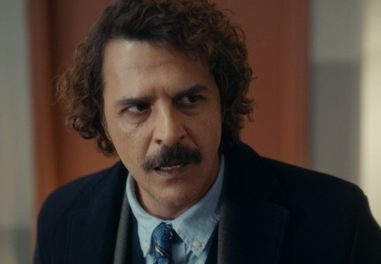 Zuhalden Hasana tokat Hani hiç gitmeyecektin baba