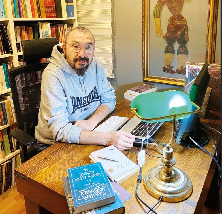 Bir Aliye Rona Vardı...