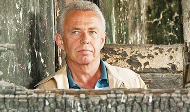 Bir Aliye Rona Vardı...