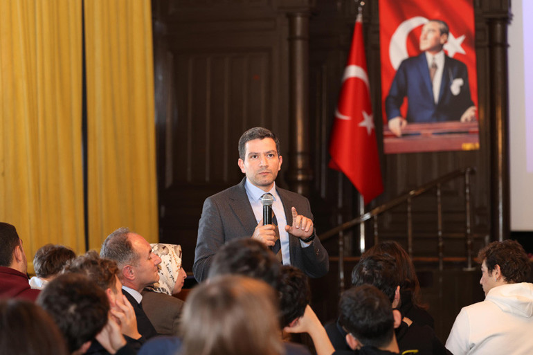 Rotayı yurtiçine çevirmek istiyorlar... Beyin göçüne çözüm arıyorlar