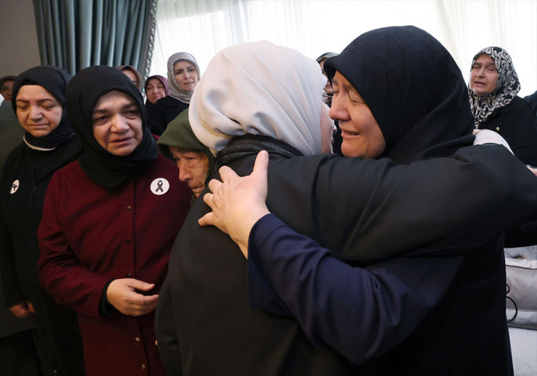 Cumhurbaşkanı Erdoğan Boluda Gültekin ailesinin cenazesine katıldı | Yüreğimiz yandı, ailecek dostluğumuz vardı