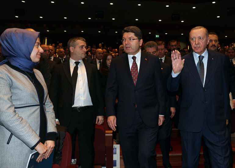 Cumhurbaşkanı Erdoğan: Yargıya kimse parmak sallayamaz