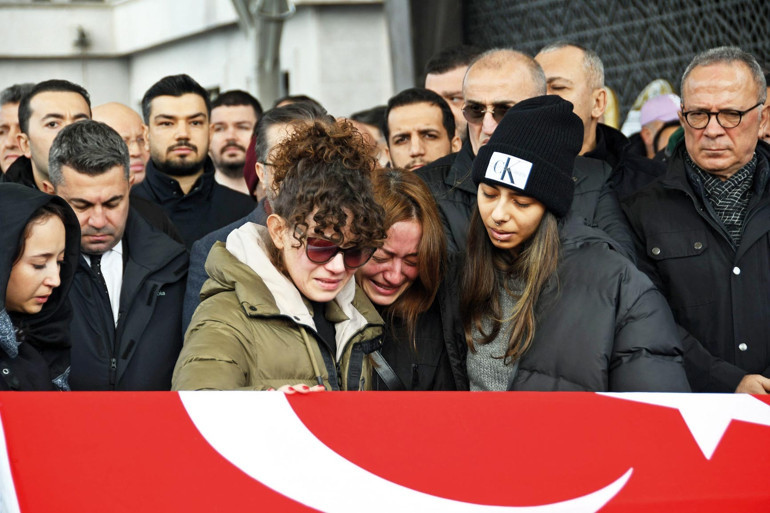 Şevval hayata tutunamadı... Babası ‘atlama kızım’ demiş...
