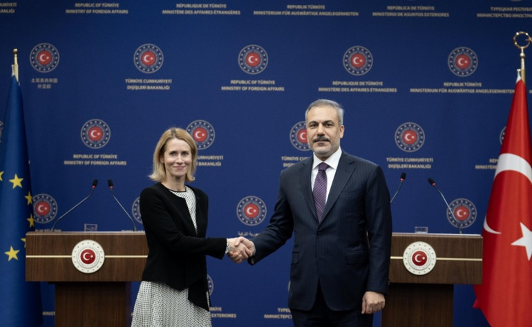 Son dakika... Dışişleri Bakanı Hakan Fidandan dikkat çeken ABD mesajı:  Yeni bir sayfa açılmalı